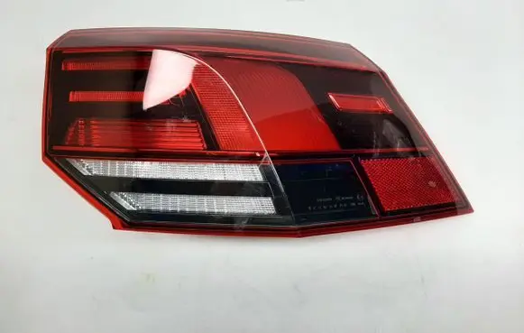 Volkswagen Golf VIII Rear/tail lights 5H0945096C