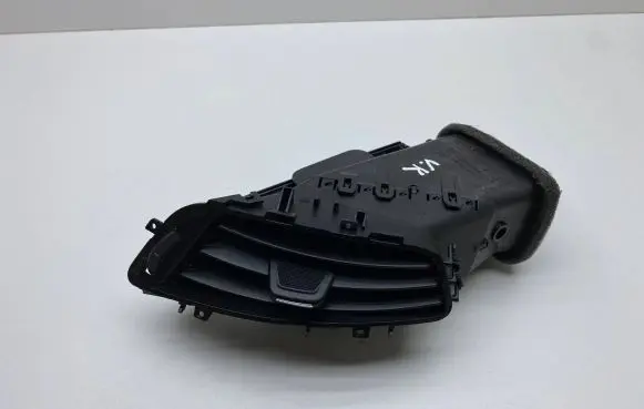 Opel Zafira C Dash center air vent grill 330188061