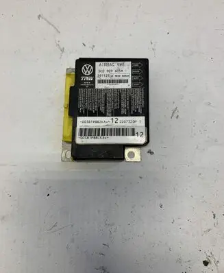 Volkswagen PASSAT B6 Airbag control unit/module 3C0909605M