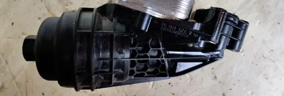Mercedes-Benz GLA W156 X156 Oil filter mounting bracket A2701800810