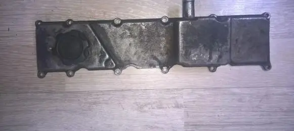 Rocker cam cover