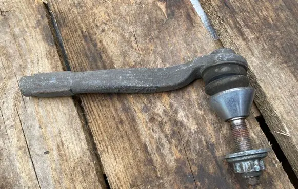 Mercedes-Benz C W205 Steering tie rod end 025049331012