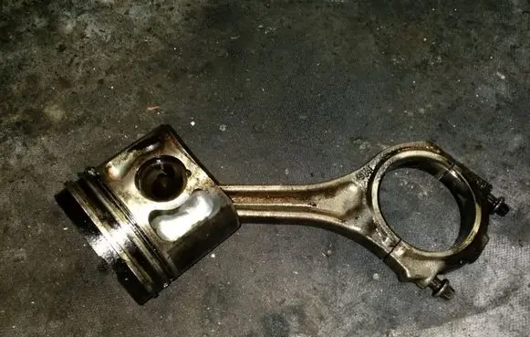 Audi A6 S6 C5 4B Piston with connecting rod 78L51