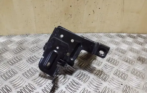 Peugeot 308 ABS pump bracket 9677683680