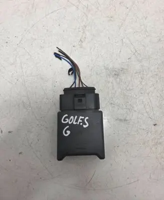 Volkswagen Golf Sportsvan Fuel injection pump control unit/module 5Q0906093A 1435105249