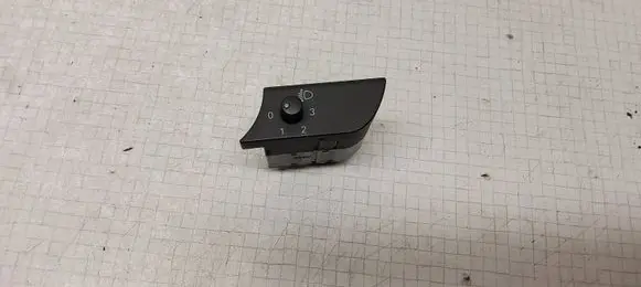 Audi A4 S4 B6 8E 8H Headlight level height control switch 8E1919094