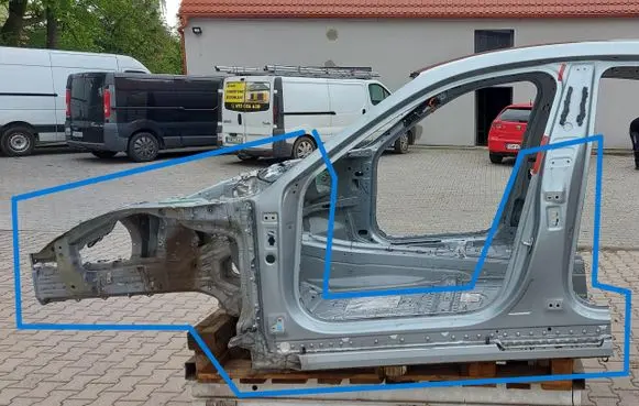 Porsche Taycan 9J1 Front quarter panel
