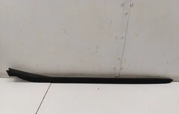 BMW iX1 Windshield trim 9478897