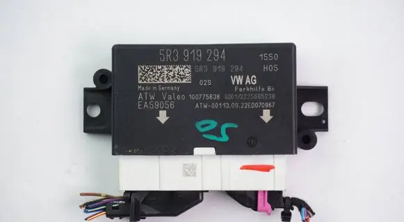 Volkswagen Golf VII Parking PDC control unit/module 5R3919294