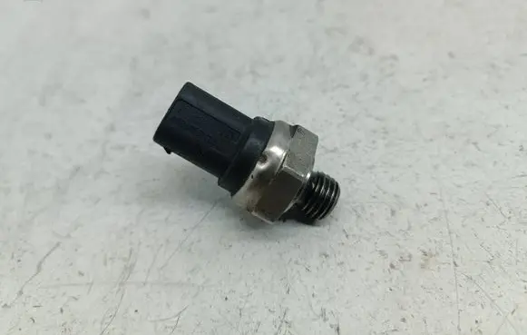 Jeep Grand Cherokee (WK) Air pressure sensor A0061531128 0061531128