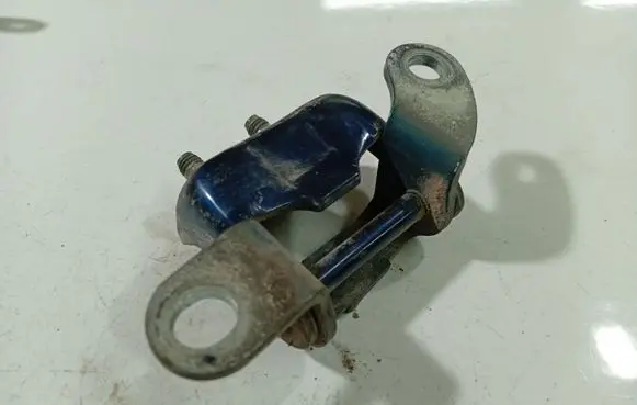 Toyota Corolla E120 E130 Tailgate/trunk/boot hinge 