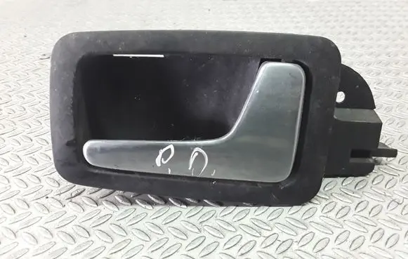 Audi A8 S8 D2 4D Front door interior handle 4D0837020F