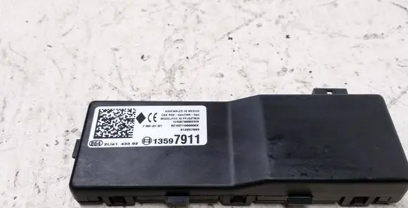 Opel Insignia A Keyless (KESSY) go control unit/module 13597911