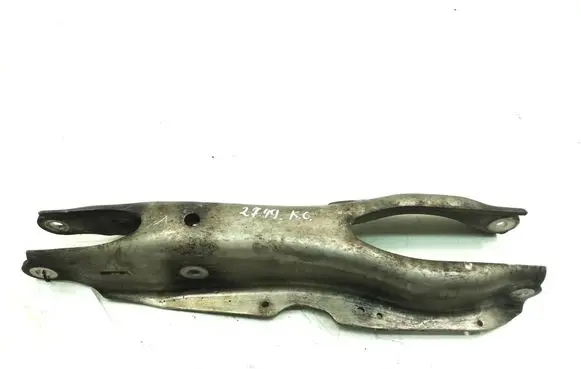 Rear control arm