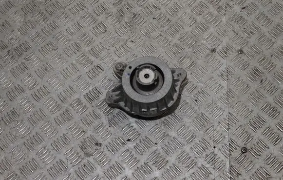Mercedes-Benz C W205 Engine mount vacuum valve A2052406517