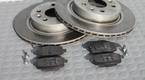 Nissan Qashqai J12 Rear brake disc TARCZE-KLOCKI-TYL