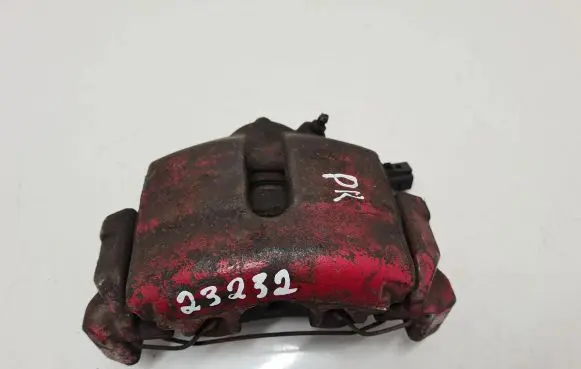 Volkswagen Touran I Front brake caliper