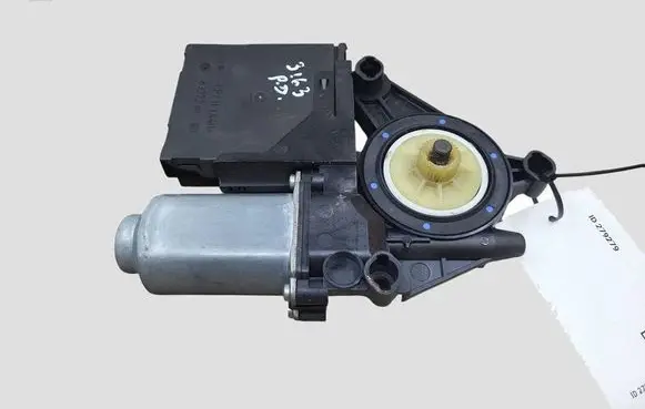 Volkswagen Caddy Front door window regulator motor 1K0959792J 1T0959702D