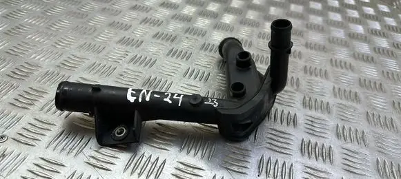 Nissan Juke I F15 Engine coolant pipe/hose 210473766R