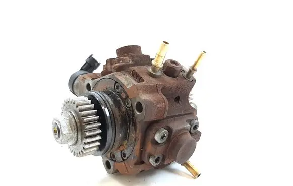 Nissan Primastar Fuel injection high pressure pump H8200912103 0445010234