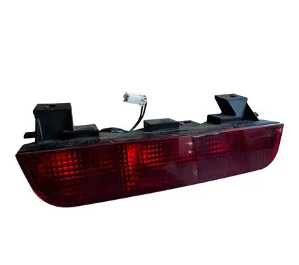 Mitsubishi Pajero Third/center stoplight
