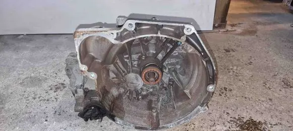 Manual 6 speed gearbox