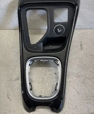 Jeep Compass Gear shifter surround trim plastic T0521963 J521365