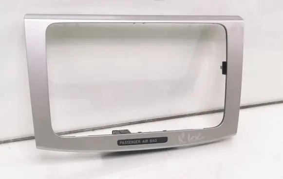 Volkswagen PASSAT B6 Radio/GPS head unit trim 3C0858069