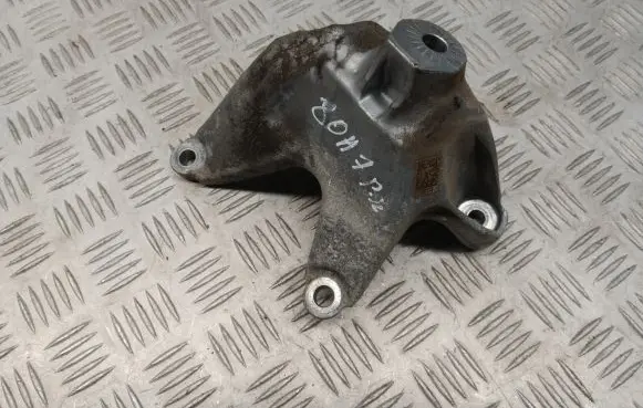 Audi Q5 SQ5 Engine mounting bracket 8W0199307Q