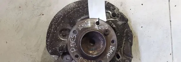 BMW 1 E82 E88 Front wheel hub