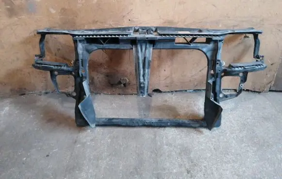 Audi A3 S3 8L Radiator support slam panel