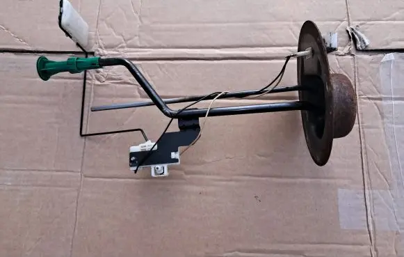 Nissan PickUp Fuel level sensor 25060VK10E