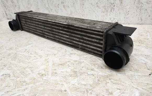 BMW 5 E39 Intercooler radiator 17512247359