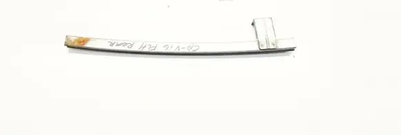 Honda CR-V Front door window/glass frame 