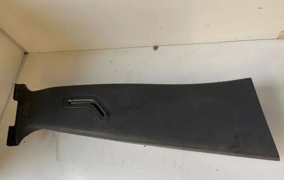 Volvo V50 (B) pillar trim (top) 9486846 11137