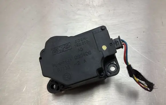 Volvo V70 Air flap motor/actuator 19E616 PL1607526 090406