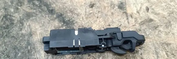 Jaguar XF X250 Glove box lock 