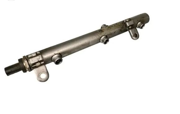 Mercedes-Benz S W222 Fuel main line pipe A6420703095 6420703095