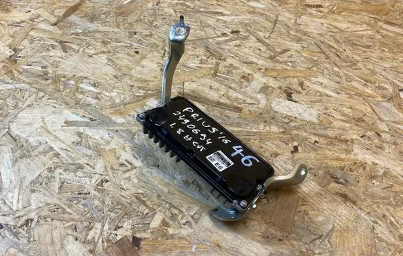 Toyota Prius (XW50) Engine control unit/module 8966147661