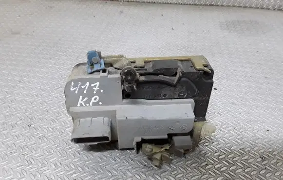 Citroen Berlingo Front door lock