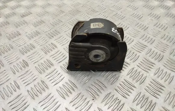 Toyota RAV 4 (XA30) Engine mount bracket