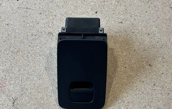 Volvo XC90 Glove box 31366376