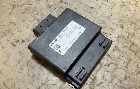 Audi Q7 4L Other control units/modules 8K0959663 111002109