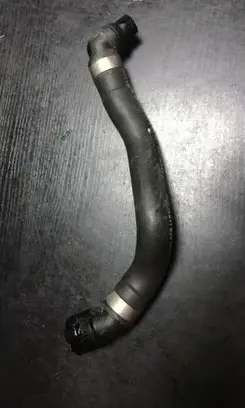 Mercedes-Benz E W211 Engine coolant pipe/hose A2118300596