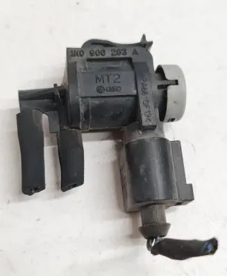 Audi A6 S6 C6 4F Turbo solenoid valve 1K0906283A
