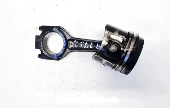 Ford Mondeo MK II Piston with connecting rod
