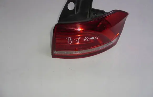Volkswagen PASSAT B8 Rear/tail lights