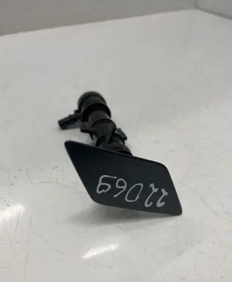 Headlight washer spray nozzle