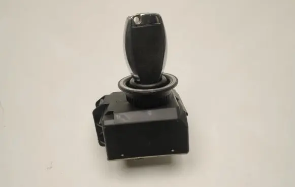 Mercedes-Benz E W212 Ignition lock a2189054701