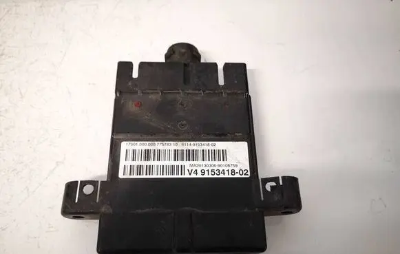 BMW 5 F10 F11 Coolant fan relay 915341802 6114915341802